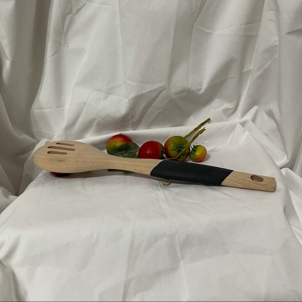 AR+Cook Beachwood and silicone Solid Spoon - Picture 2 of 3